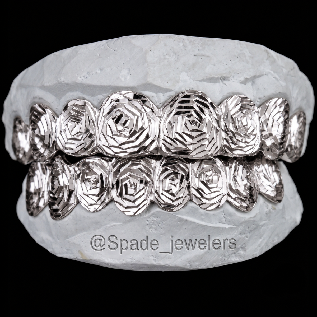 Floral-Cut Grillz