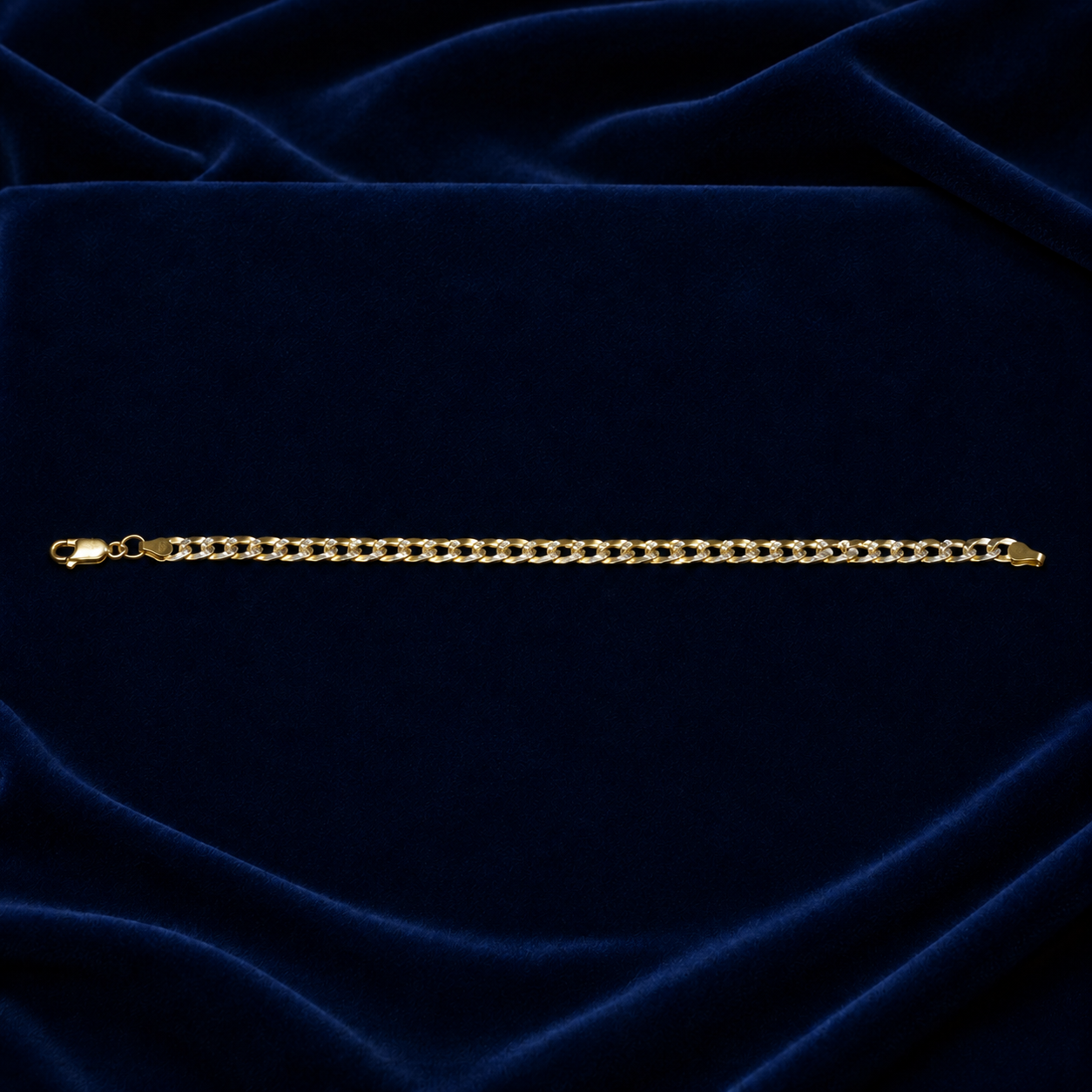 4mm Cuban Link Bracelet – Diamond-Cut Pattern by Spade Jewelers