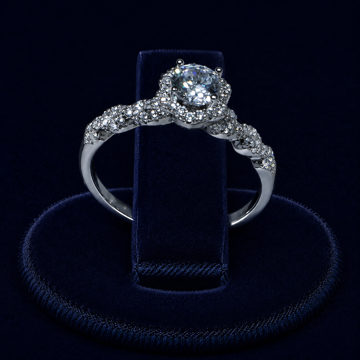 3 CT Round-Cut VVS Moissanite Diamond Floral Halo Engagement Ring