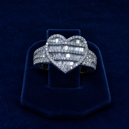 5 CT Baguette & Round-Cut VVS Moissanite Diamond Heart-Shaped Statement Ring