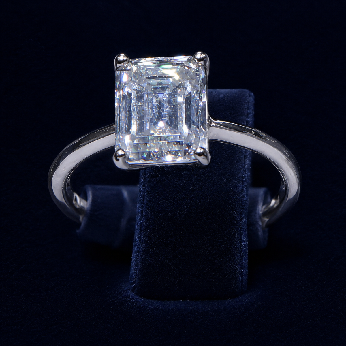 5 CT Emerald-Cut VVS Moissanite Diamond Solitaire Ring