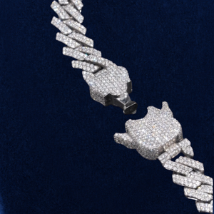 VVS Moissanite Prong Cuban Link Chain