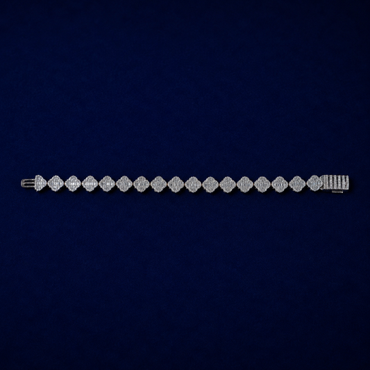 Clover Baguette VVS Moissanite Bracelet
