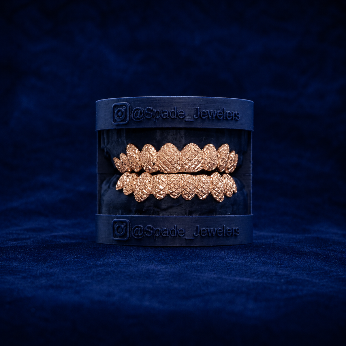 Diamond-Cut & Diamond-Dust Grillz